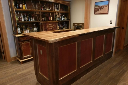 wooden-bar